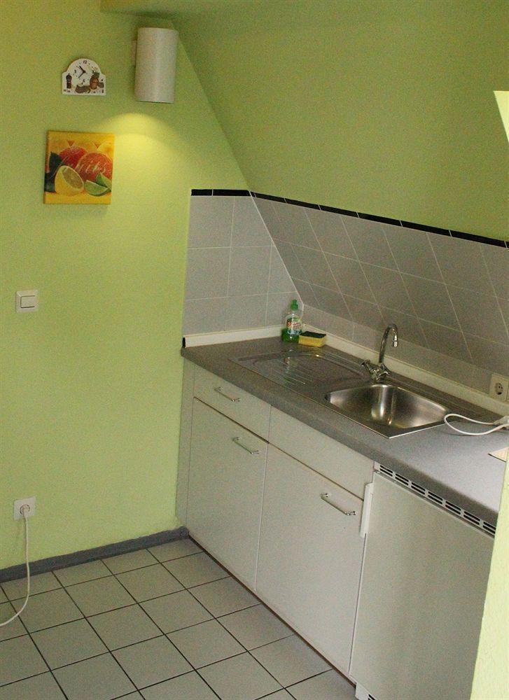 Apartment-Hotel-Dahlem เบอร์ลิน ภายนอก รูปภาพ